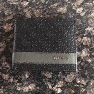 Men’s guess wallet